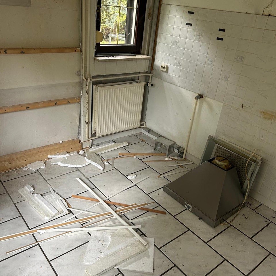 5249114166964982602 121