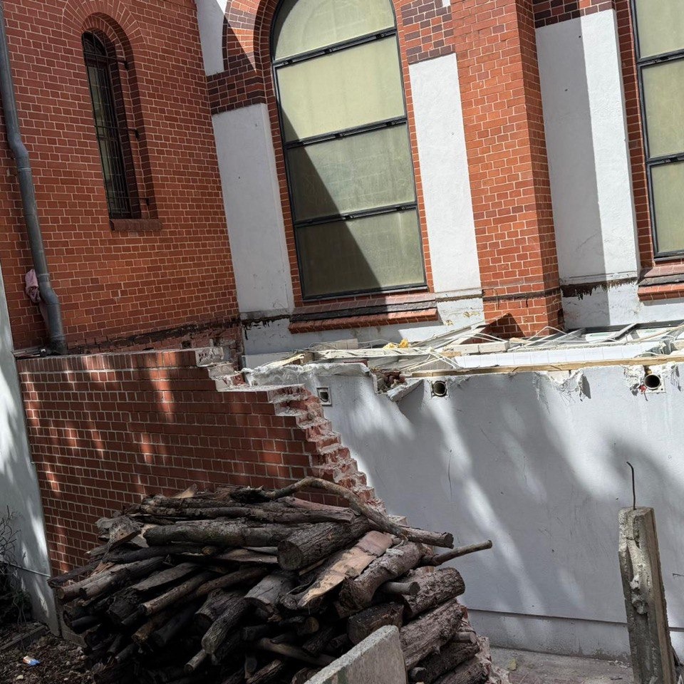 5249114166964982609 121